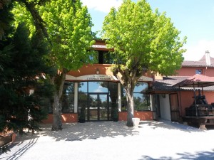 Location de la Salle de Mariage du Château de Blaceret Roy en Beaujolais